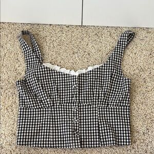 Black and White Sleeveless Crop Tank Top